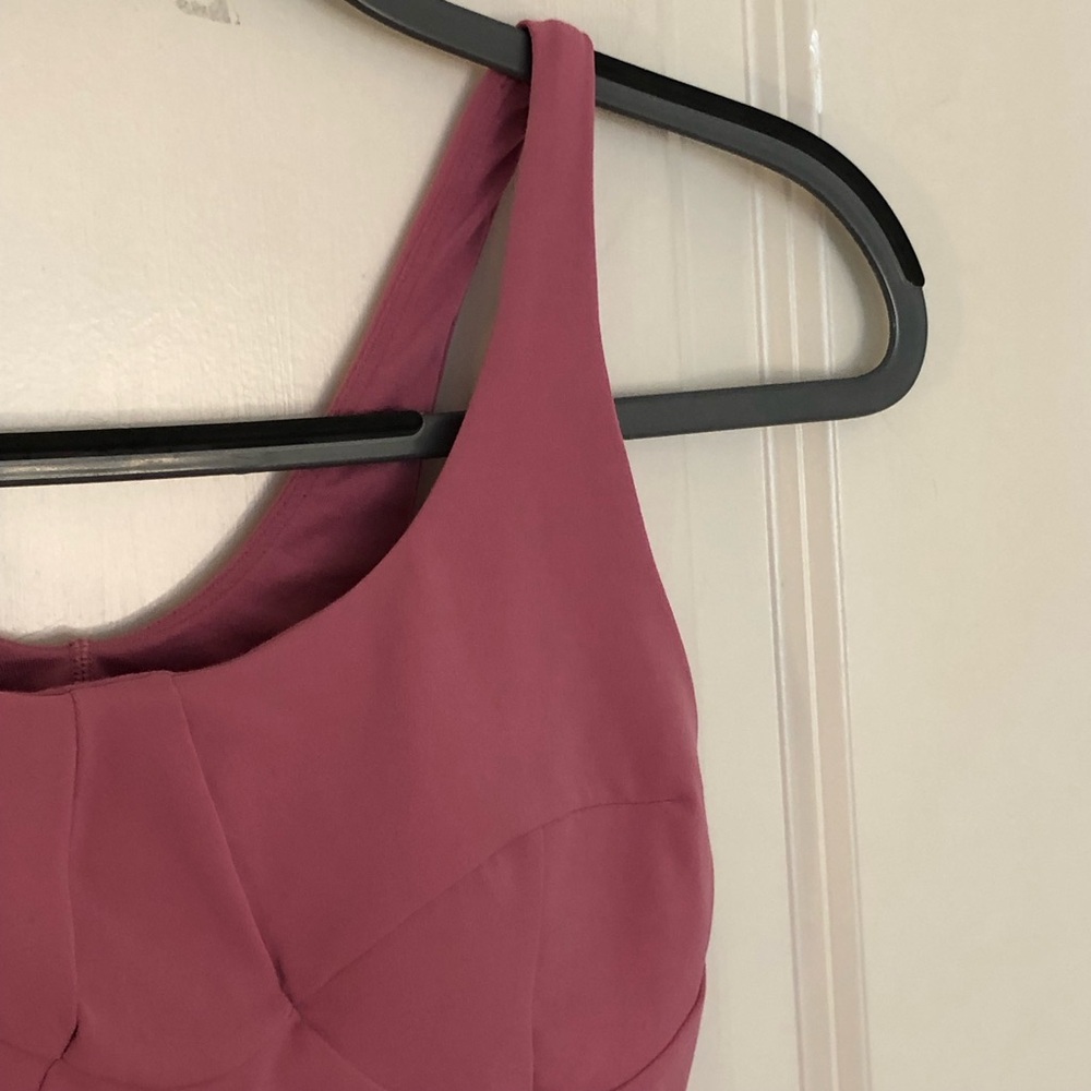 Rare Lululemon Nulu Front-Darting Yoga Bra padded Support B/C Cup - size 6 pink - Picture 6 of 12